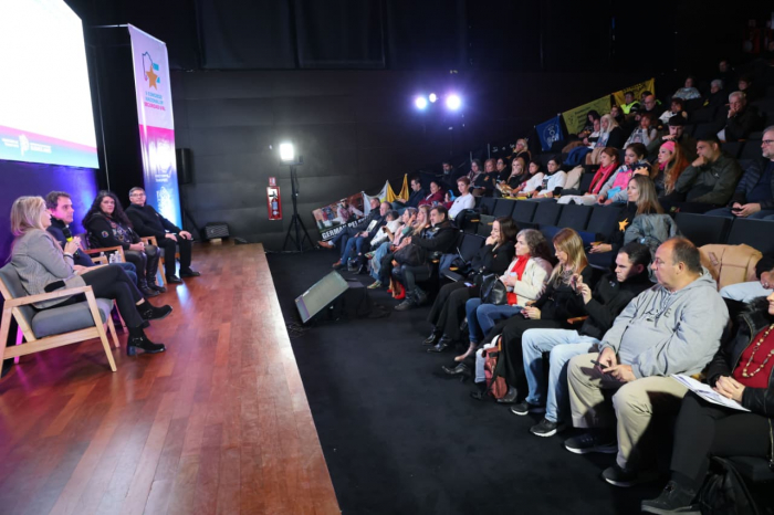 El evento contó con la participación de 300 personas en cada una de sus etapas.
