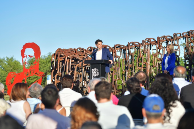 Kicillof encabezó el acto por el Día de la Soberanía Nacional