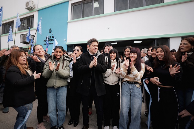 Kicillof inauguró dos nuevos edificios educativos en Presidente Perón