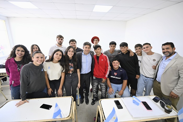 Kicillof inauguró el nuevo edificio de la Escuela Secundaria N°13 en el paraje De la Canal
