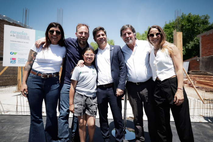 Kicillof, junto a Sileoni, Vilar, Otermin, y Tischik.