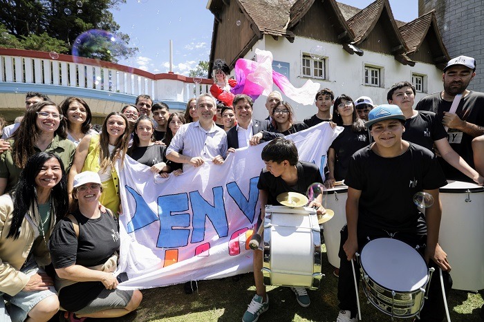 Kicillof participó del encuentro anual de jóvenes del programa Envión