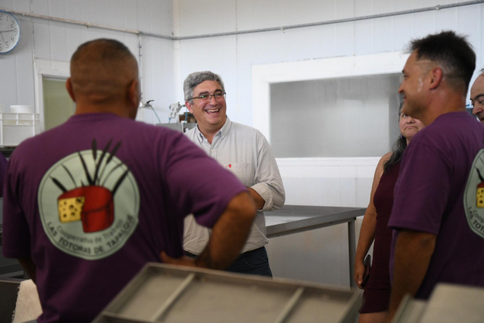 Javier Rodríguez recorrió establecimientos y dialogó con productores en Tapalqué