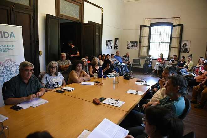 Apoyo a la agricultura familiar en la provincia de Buenos Aires, deserción del Gobierno nacional