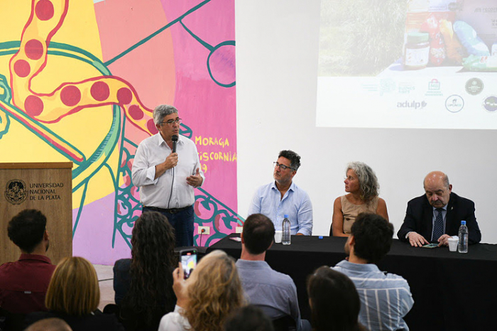 El MDA participó del lanzamiento de la Caja Cooperativa de Alimentos junto a la UNLP y productores bonaerenses