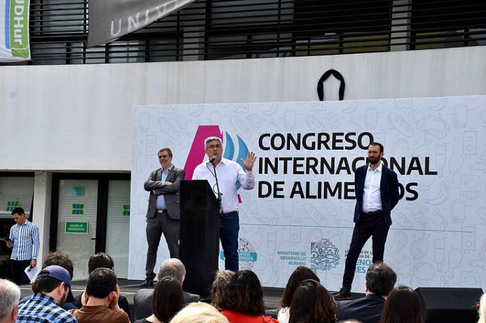 El ministro Javier Rodríguez encabezó el 1er Congreso Internacional de Alimentos