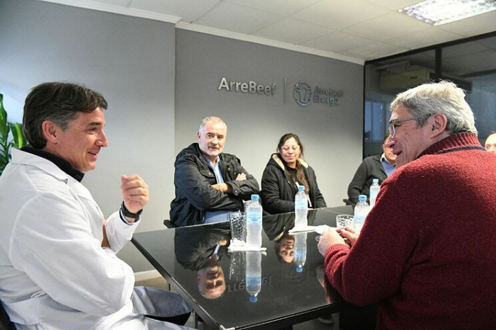 El ministro Javier Rodríguez mantuvo encuentros con representantes del sector cooperativista y de la industria frigorífica en Ra