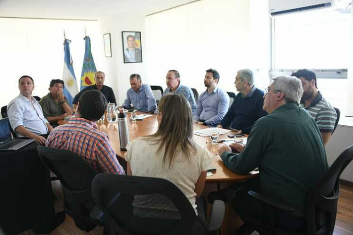 El ministro Javier Rodríguez recibió a la Mesa de Enlace