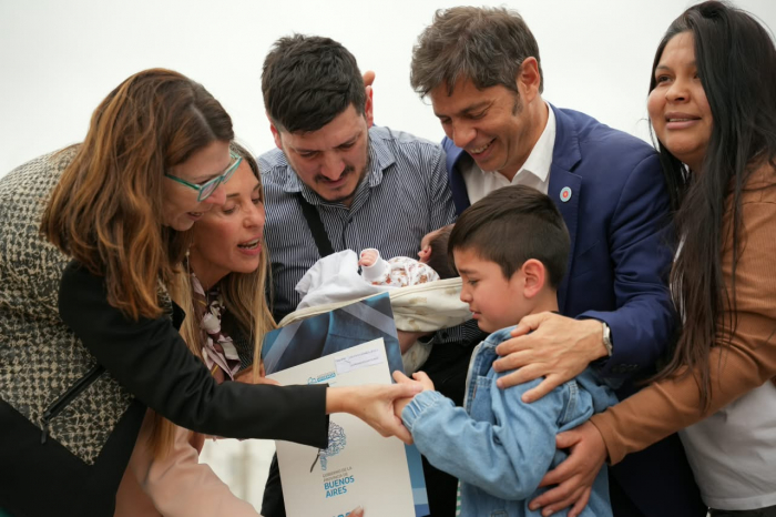Entrega de viviendas en San Vicente