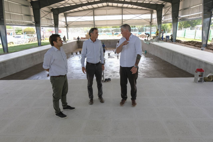 Navarro: Katopodis recorrió obras de infraestructura hídrica y social