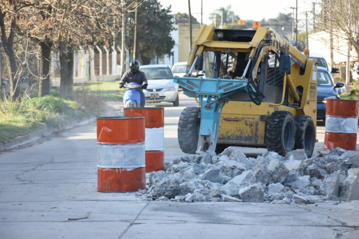 Provincia continúa realizando obras en Gral. Pinto, Viamonte y Carmen de Areco