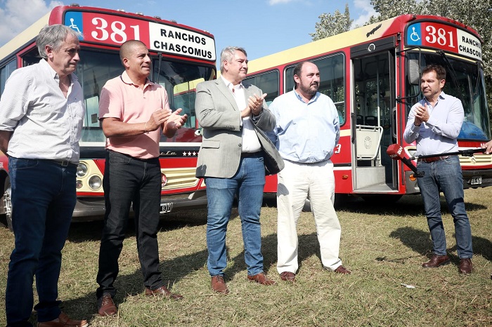 Jorge D'Onofrio con los intendentes Álvarez y Gastón, el diputado Di Cesare y el empresario Árevalo.