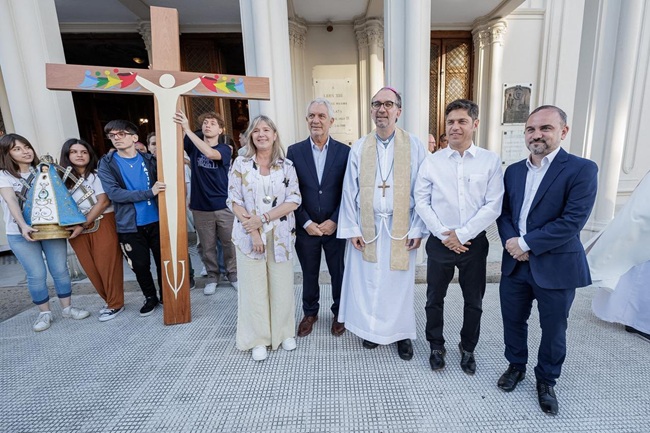 Alvarez Rodríguez participó de la asunción del Arzobispo Carrara en La Plata