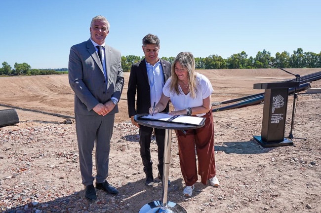 Kicillof y Alvarez Rodríguez firmaron el apoyo de la Provincia para eventos productivos en Navarro