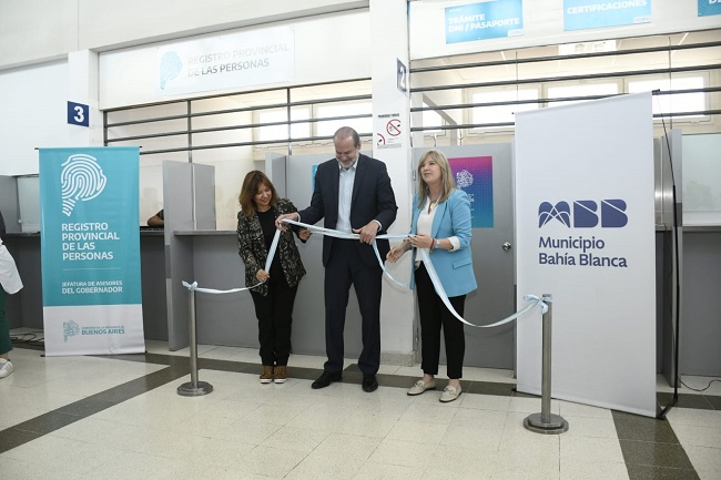 En Bahía Blanca, Alvarez Rodríguez inauguró junto a Susbielles una nueva oficina descentralizada del Registro de las Personas 