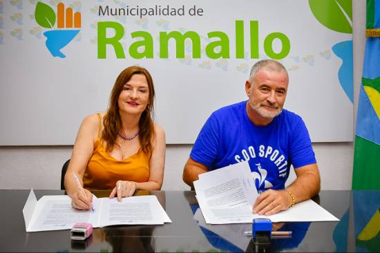 Firma de convenios para fortalecer políticas de género y diversidad en Ramallo