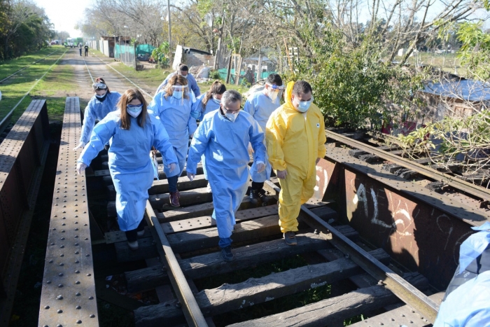 Estela Díaz recorrió el Barrio José Luis Cabezas de Berisso y Ensenada