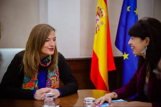 La ministra Estela Díaz se reunió con la ministra de Igualdad de España