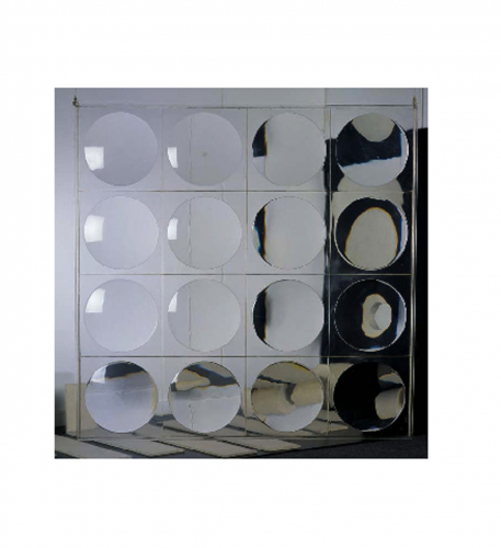 Polesello Rogelio (1939). 16 cosas más. Circa 1967. Acrílico óptico y espejo. 102 x 102 cm. Donación Fondo Nacional de las Artes.