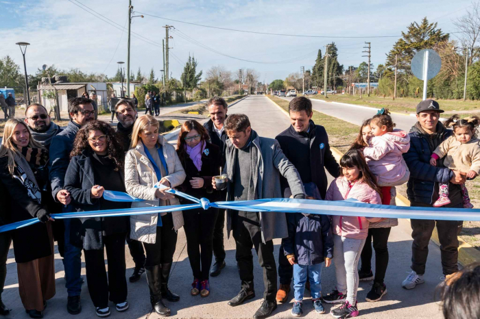 El Gobernador inauguró la pavimentación de la calle Matheu en San Vicente