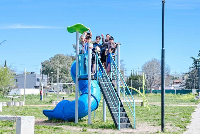 Se realizaron mejoras en cinco plazas del distrito