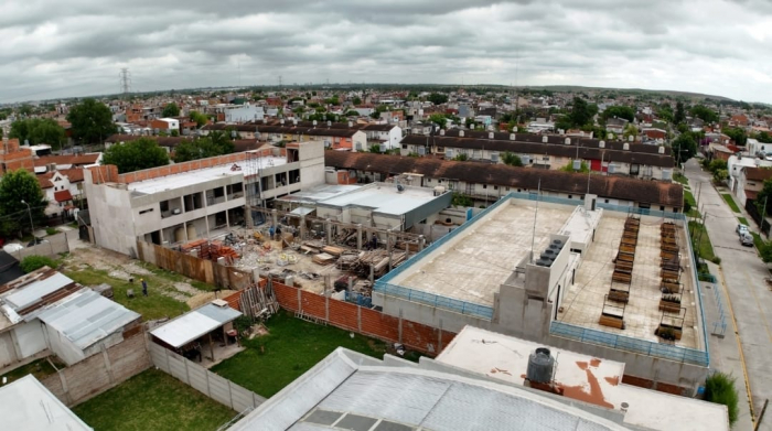 Avanza la construcción de la primera escuela secundaria del barrio Libertador