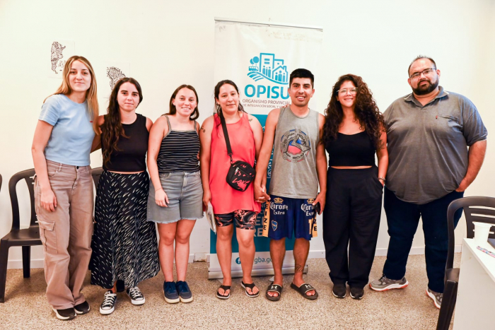 Avanza la firma de actas para la entrega de viviendas en Villa Porá