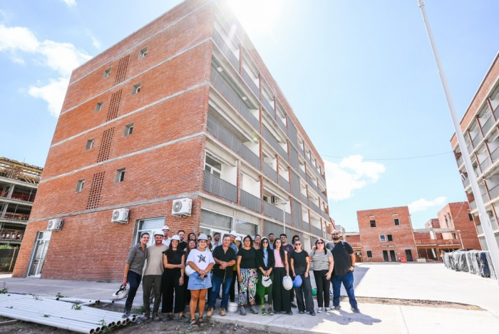 Recorrida por obras de reurbanización en San Justo