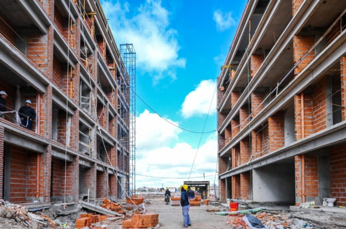 Continúa la construcción del complejo habitacional León Gallo II en La Matanza