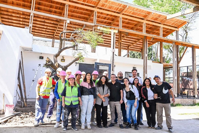 Barrios visitó obras y programas en barrios populares que impactan en la vida de 34 mil bonaerenses