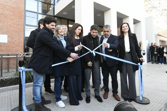 FUE INAUGURADA LA CASA DE LA PROVINCIA EN ZARATE