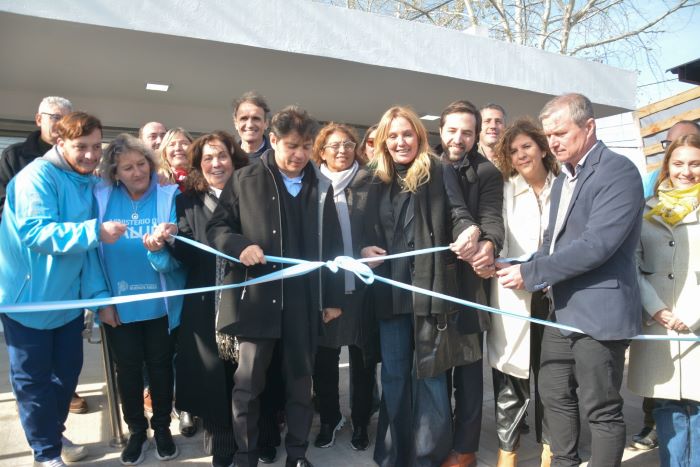 Kicillof y Kreplak inauguraron un CAPS y entregaron ambulancia