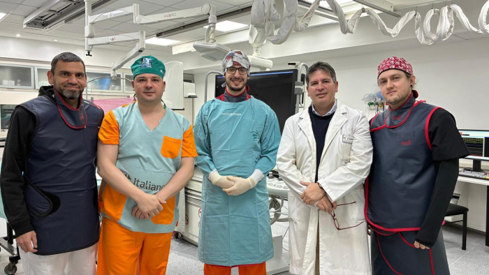 Inédita intervención endovascular en el Hospital “San Martín” de La Plata Inédita intervención endovascular en el Hospital “San Martín” de La Plata