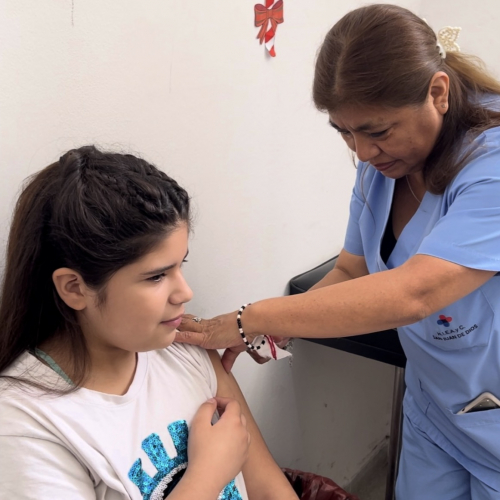 La vacuna es clave para prevenir el cáncer de cuello uterino.