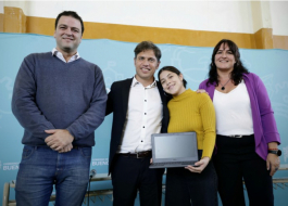 Se entregaron 264 computadoras a estudiantes de 9 de Julio