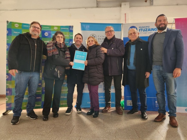 Funcionarios con los destinatarios