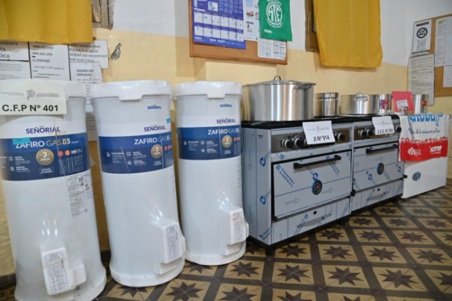 Equipamiento y obras