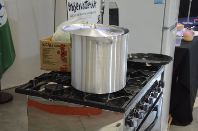 Mediante la entrega de equipamiento 