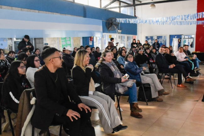 En la sede Envión de Budge