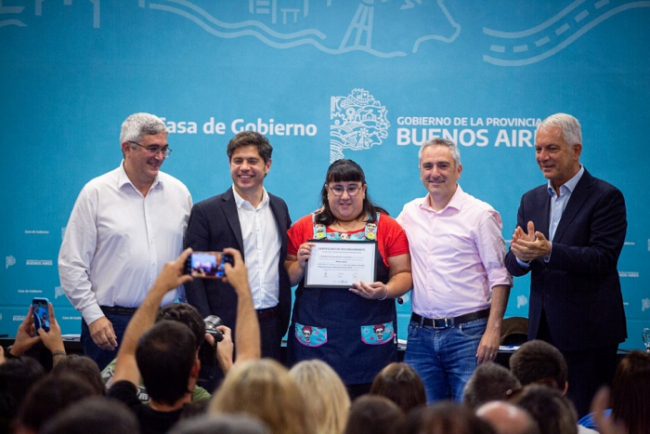 Elaborado por equipos de auxiliares