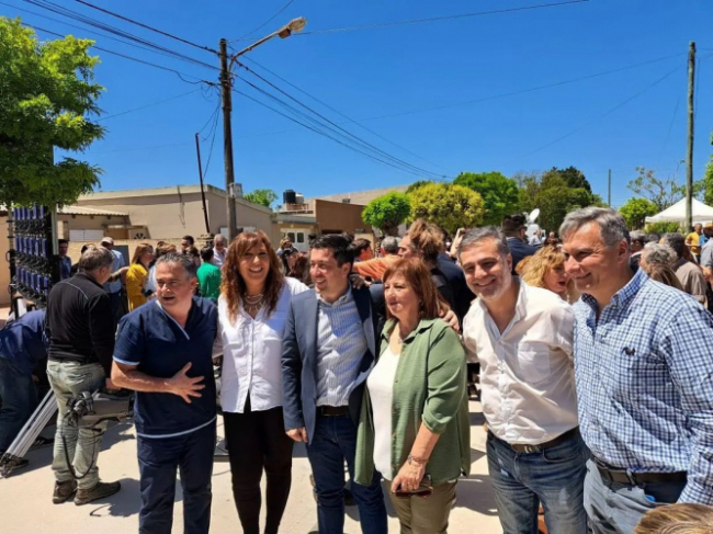 Seiano junto a Kicillof en Ranchos