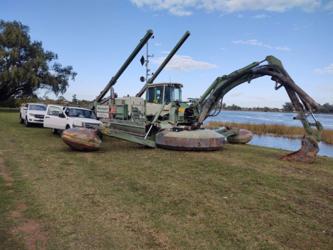 Dragado de Lagunas en Las Flores