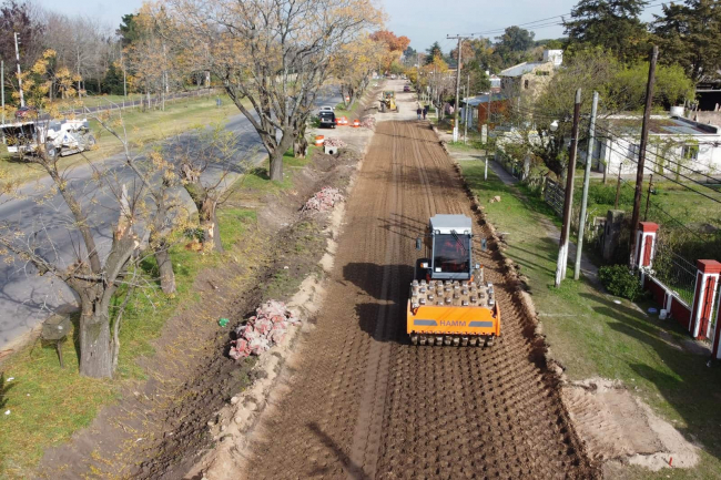 Continúan las obras de repavimentación en la Ruta Provincial 205