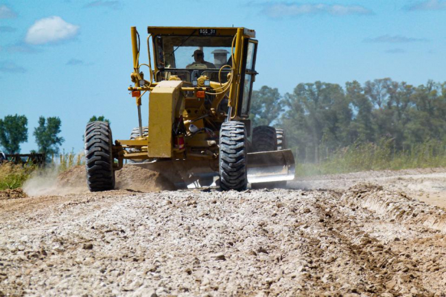 Continúan los trabajos en caminos rurales bonaerenses