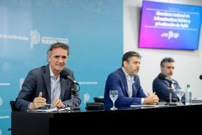 Katopodis: “Vamos a denunciar penalmente a Milei y a Caputo