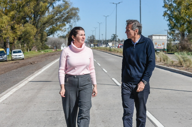 Katopodis recorrió obras viales en Moreno
