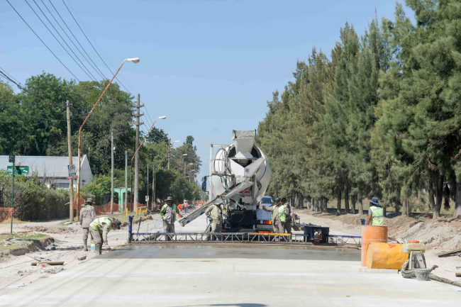 Katopodis recorrió obras viales e hidráulicas en Marcos Paz