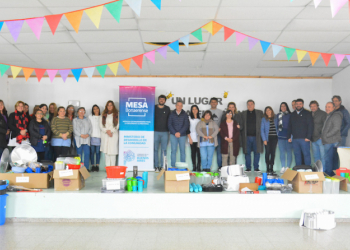 Entrega de equipamiento para comedores escolares