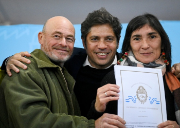 Kicillof gestionó más de cien escrituras para familias Henderson.