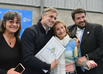 LA PROVINCIA ENTREGÓ 186 ESCRITURAS A FAMILIAS DE PILAR